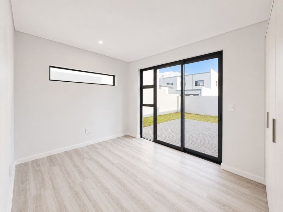 4 Bedroom Property for Sale in Sandown Western Cape